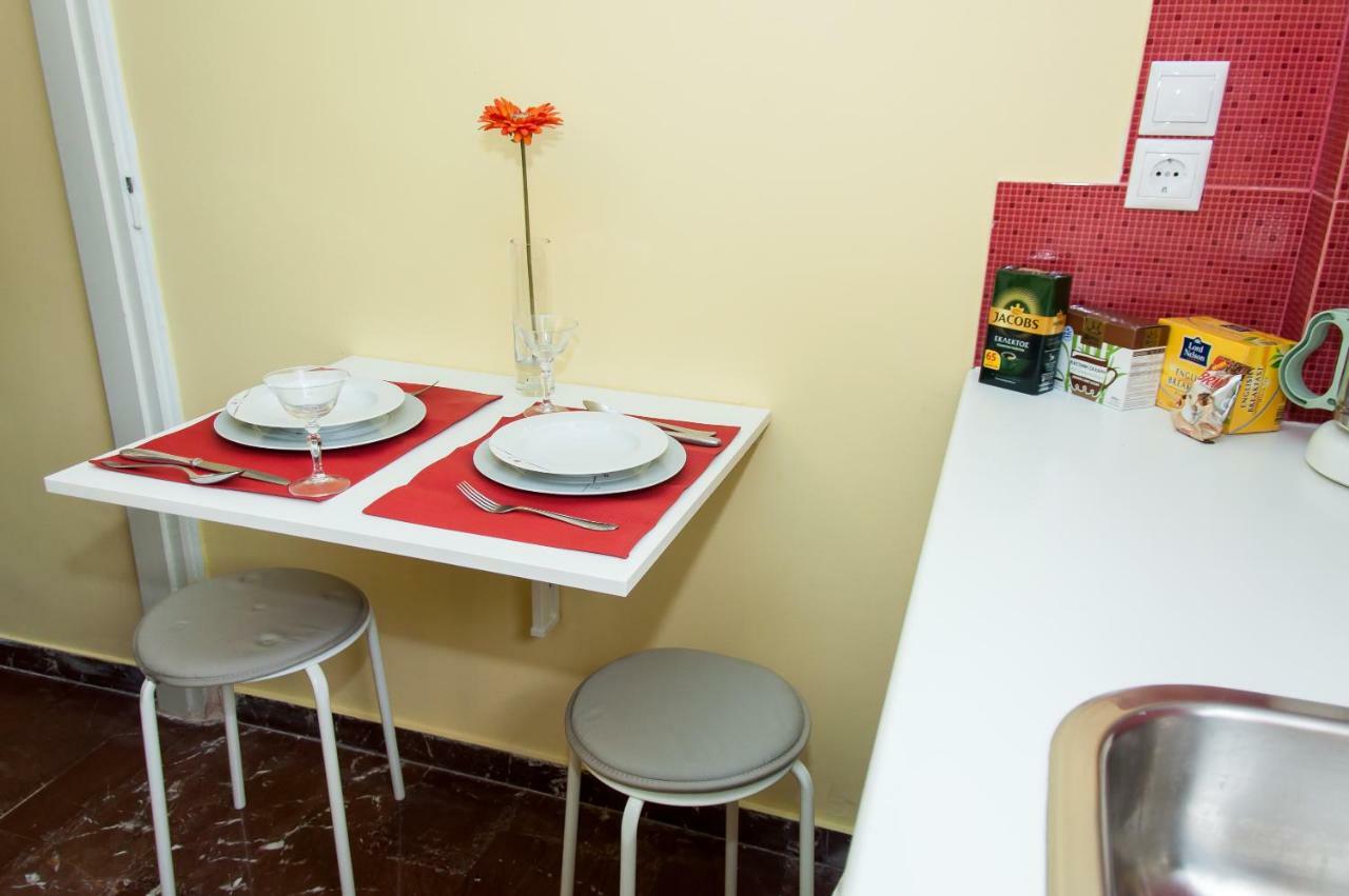 Stephany Apartment เอเธนส์ ภายนอก รูปภาพ